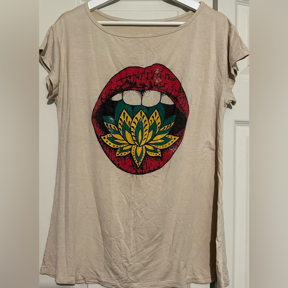 Life Clothing Co. Stylish Graphic Tee